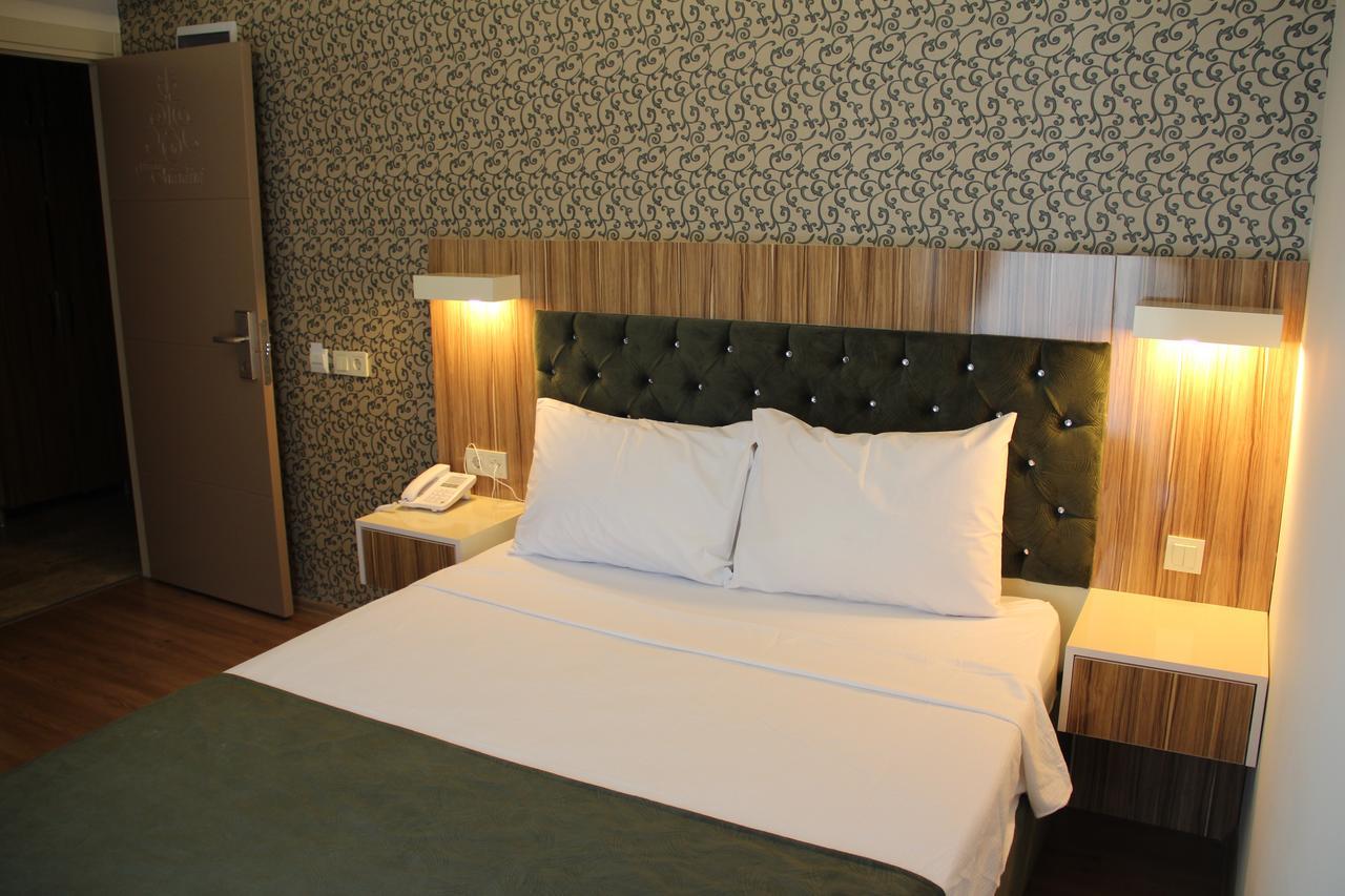Grand Mardin-i Hotel Mersin  Buitenkant foto