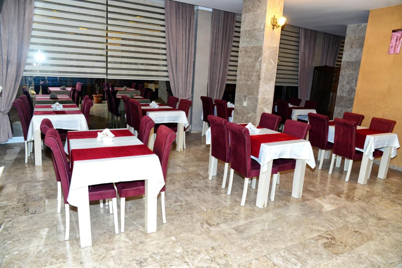 Grand Mardin-i Hotel Mersin  Buitenkant foto