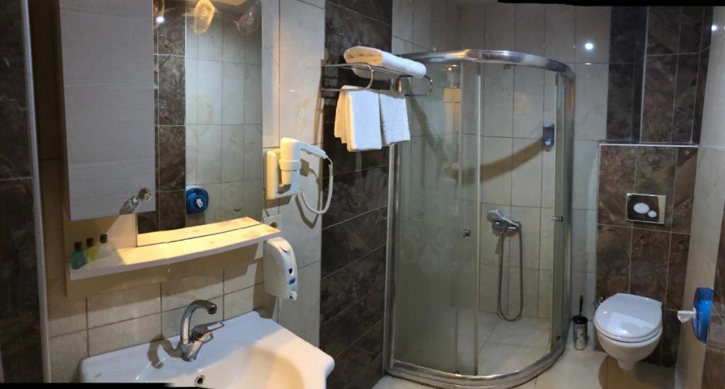 Grand Mardin-i Hotel Mersin  Buitenkant foto