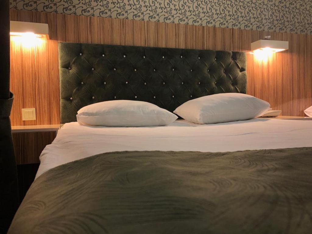 Grand Mardin-i Hotel Mersin  Buitenkant foto