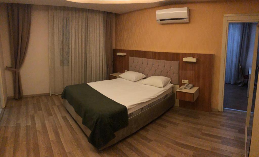 Grand Mardin-i Hotel Mersin  Buitenkant foto