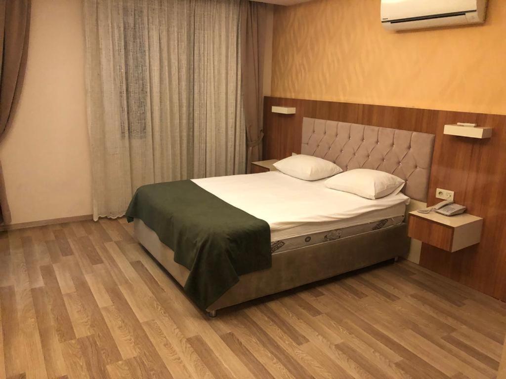Grand Mardin-i Hotel Mersin  Buitenkant foto